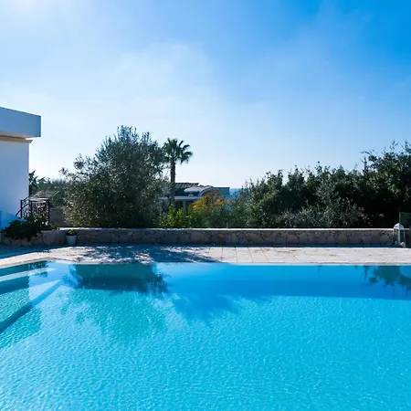 Modigliani Villa *