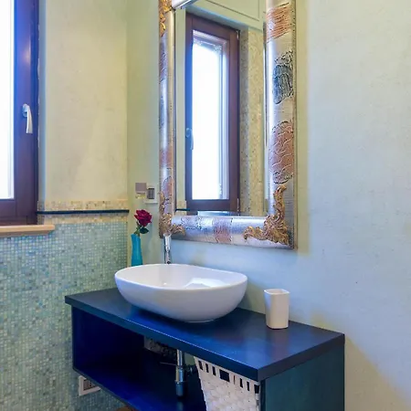 Modigliani Villa